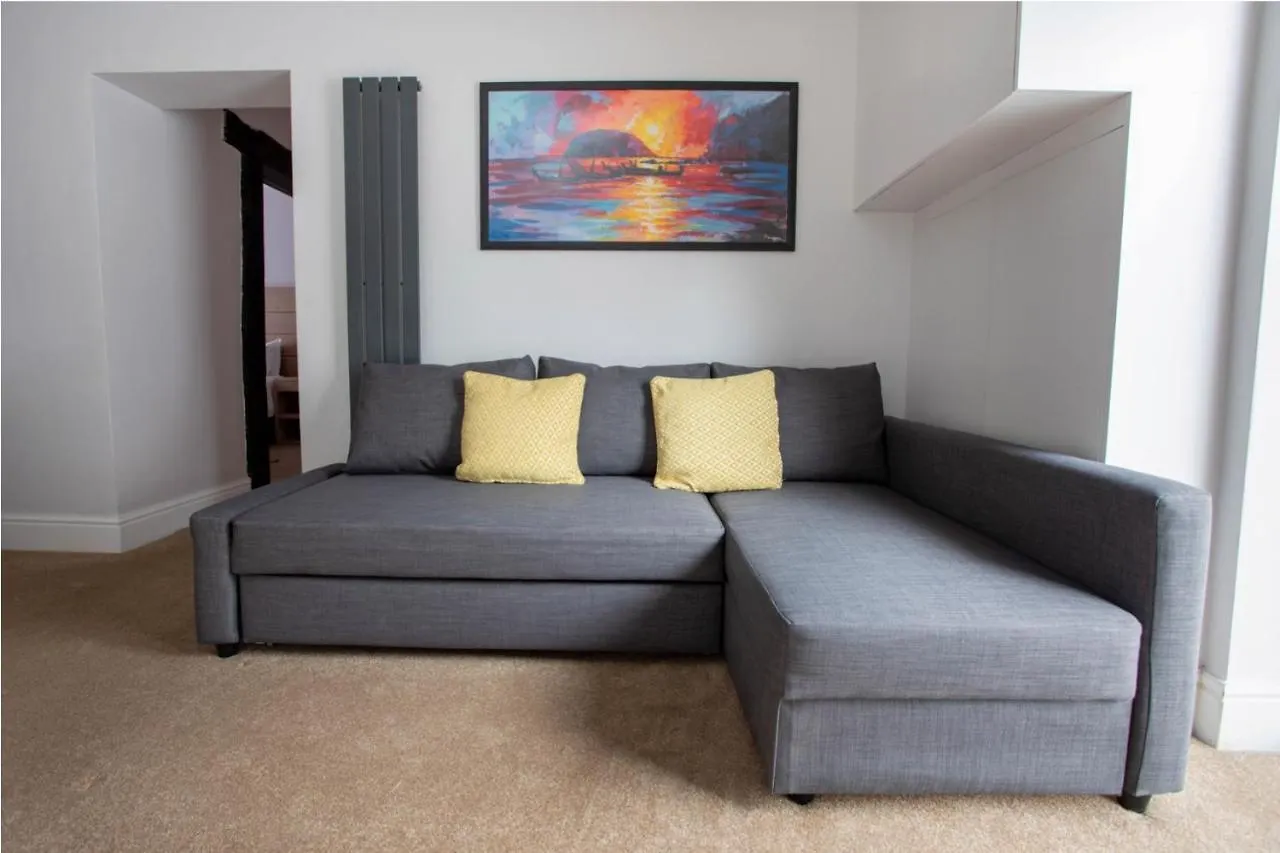 The Vanguard York - Private Residence בית הארחה